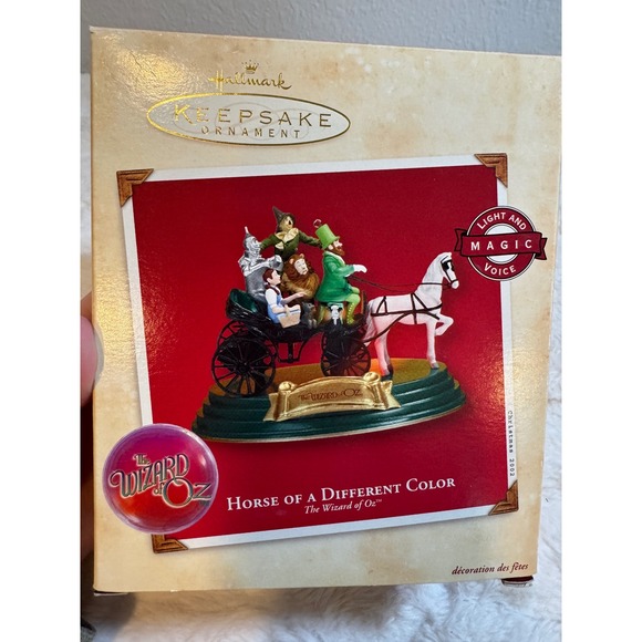 Hallmark Other - Hallmark 2002 Wizard of Oz Horse of a Different Color Keepsake Magic  untested